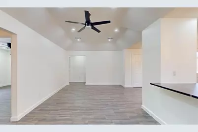 304 Graceland Street, Houston, TX 77009 - Photo 4