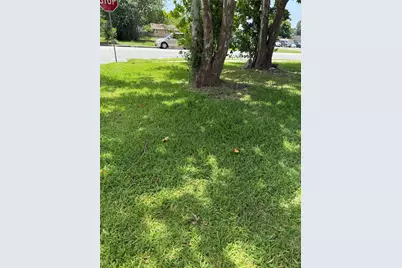 414 W Main Street, Baytown, TX 77520 - Photo 8