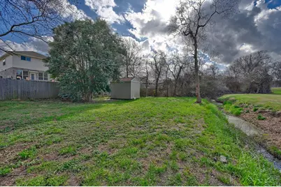 1702 Twin Oaks Circle, Brenham, TX 77833 - Photo 22