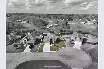 1702 Twin Oaks Circle, Brenham, TX 77833 - Photo 2