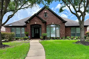1510 Flanders Field Ln, Sugar Land, TX 77498 - Photo 1