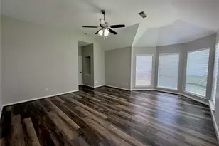 1510 Flanders Field Ln, Sugar Land, TX 77498 - Photo 10