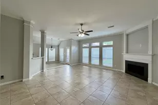 1510 Flanders Field Ln, Sugar Land, TX 77498 - Photo 2