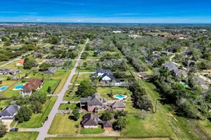 5415 Raintree Dr, Missouri City, TX 77459 - Photo 4