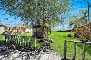 5415 Raintree Dr, Missouri City, TX 77459 - Photo 44