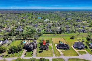 5415 Raintree Dr, Missouri City, TX 77459 - Photo 2