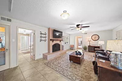 18435 Point Lookout Drive, Houston, TX 77058 - Photo 14