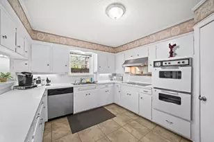 18435 Point Lookout Dr, Houston, TX 77058 - Photo 12