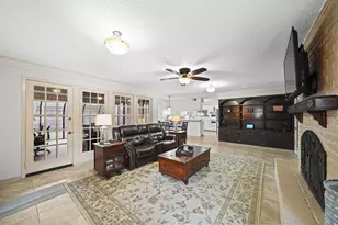 18435 Point Lookout Dr, Houston, TX 77058 - Photo 18