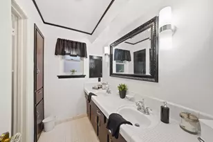 18435 Point Lookout Dr, Houston, TX 77058 - Photo 24