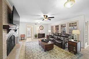 18435 Point Lookout Dr, Houston, TX 77058 - Photo 16