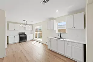 15003 Wellman Ln, Houston, TX 77060 - Photo 12