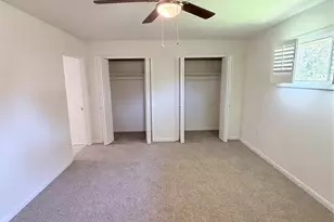 807 W Murrill St, Baytown, TX 77520 - Photo 12