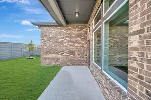 2470 Guava Hls Ln, Manvel, TX 77578 - Photo 10