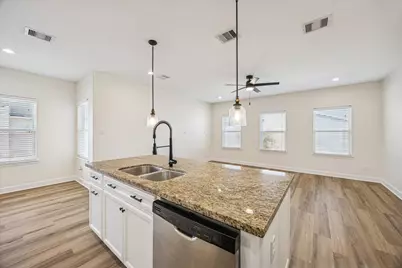 5402 Jonathan Lane, Houston, TX 77011 - Photo 10