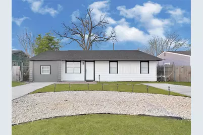 3129 Airport Boulevard, Houston, TX 77051 - Photo 1