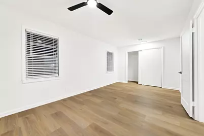 3129 Airport Boulevard, Houston, TX 77051 - Photo 12