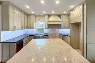 1330 Woodway Blvd, Sour Lake, TX 77659 - Photo 8