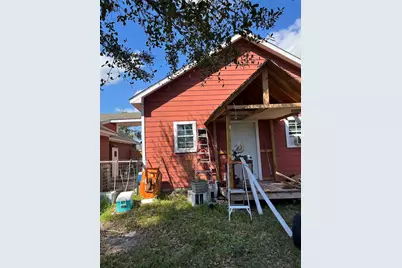 320 Commerce Lane, Highlands, TX 77562 - Photo 6