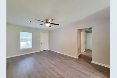 2810 Forest Oaks Boulevard, Houston, TX 77017 - Photo 4