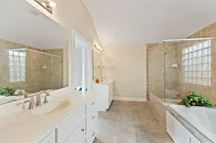 3739 Main Poplar Dr, Houston, TX 77025 - Photo 22