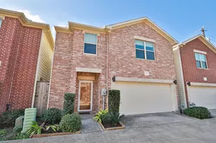 3739 Main Poplar Dr, Houston, TX 77025 - Photo 2