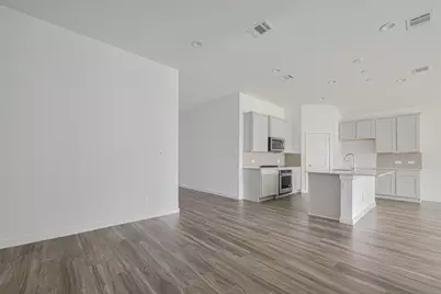 133 Aurora Springs, Katy, TX 77493 - Photo 4