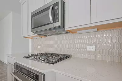 133 Aurora Springs, Katy, TX 77493 - Photo 4