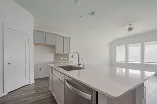 133 Aurora Springs, Katy, TX 77493 - Photo 6