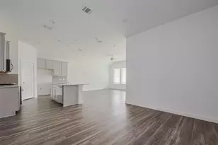 133 Aurora Springs, Katy, TX 77493 - Photo 2