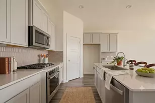 133 Aurora Springs, Katy, TX 77493 - Photo 2