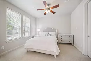 2048 Fannin Station S, Houston, TX 77045 - Photo 4
