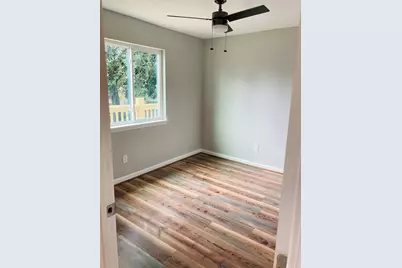 807 71st Street, Houston, TX 77011 - Photo 4