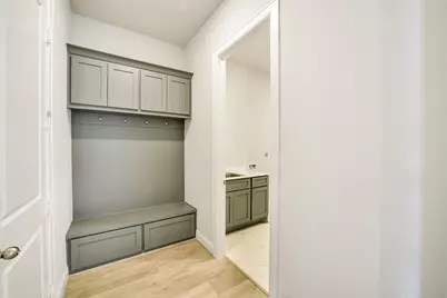 9910 Deep Water Drive, Missouri City, TX 77459 - Photo 32