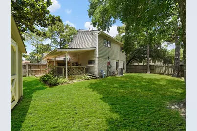8010 Pinyon Creek Court, Houston, TX 77095 - Photo 32