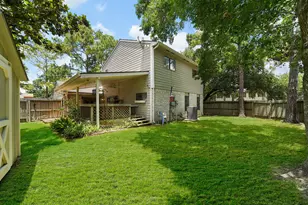 8010 Pinyon Creek Ct, Houston, TX 77095 - Photo 32