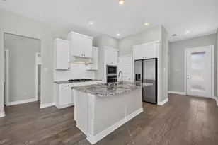 24638 Carleton Lake Ln, Tomball, TX 77375 - Photo 8
