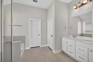 24638 Carleton Lake Ln, Tomball, TX 77375 - Photo 16