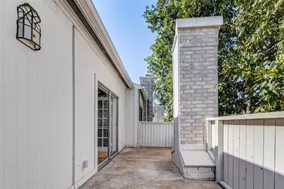 3800 Tanglewilde Street #102, Houston, TX 77063 - Photo 18