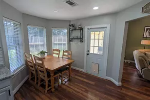 1035 N Colbert St, Dayton, TX 77535 - Photo 6