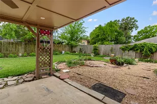9639 Springview Ln, Houston, TX 77080 - Photo 8