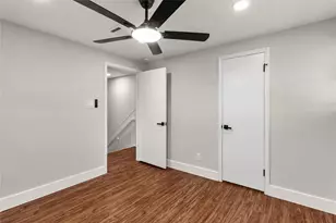 9639 Springview Ln, Houston, TX 77080 - Photo 12