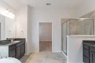 7 E Deer River Circle, The Woodlands, TX 77389 - Photo 28