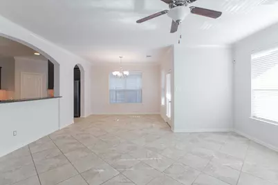 7 E Deer River Circle, The Woodlands, TX 77389 - Photo 18