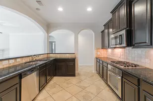 7 E Deer River Circle, The Woodlands, TX 77389 - Photo 14