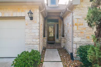 7 E Deer River Circle, The Woodlands, TX 77389 - Photo 4