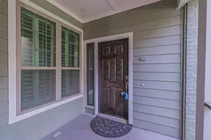 2700 Revere St, Houston, TX 77098 - Photo 2