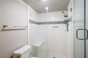 2700 Revere St, Houston, TX 77098 - Photo 22