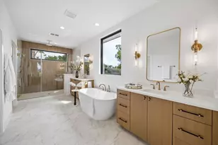 1223 W Drew St, Houston, TX 77006 - Photo 18