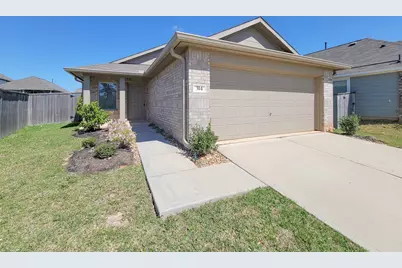 314 Harbor Bend Court, Willis, TX 77378 - Photo 2